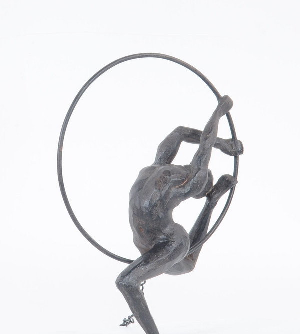 Athletic Man Hanging Ring Sculpture N270-364258