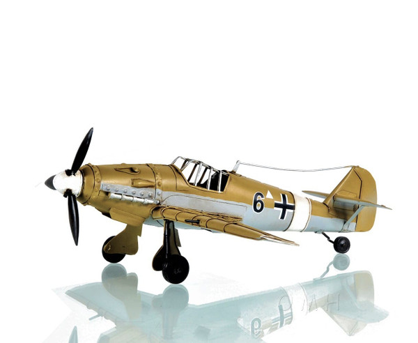 c1935 Messerschmitt BF 109 Fighter Sculpture N270-401151