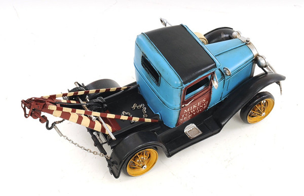 c1931 Ford Model A Tow Truck Sculpture N270-401115