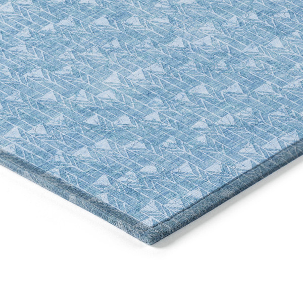 8' X 10' Blue Geometric Washable Indoor Outdoor Area Rug N270-560052