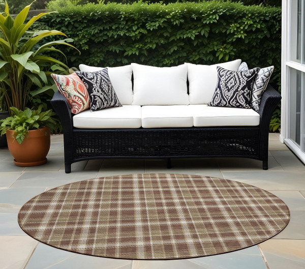 8' Round Chocolate and Ivory Round Plaid Washable Non Skid Indoor Outdoor Area Rug N270-563345