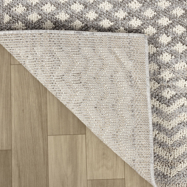 7' X 10' Gray and Beige Moroccan Distressed Area Rug N270-558401