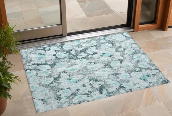 3' X 5' Teal Floral Washable Non Skid Indoor Outdoor Area Rug N270-561735