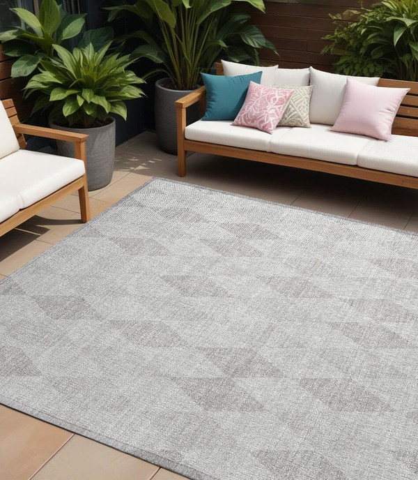9' X 12' Gray Geometric Washable Non Skid Indoor Outdoor Area Rug N270-563257