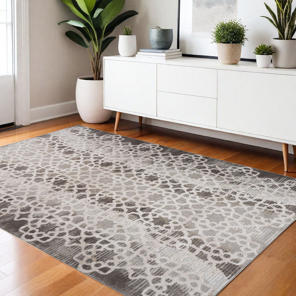4' X 6' Brown and Beige Abstract Distressed Area Rug N270-559000