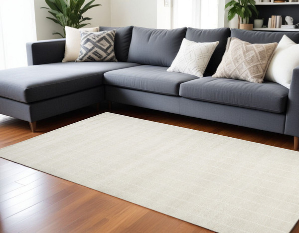 8' X 10' Cream Geometric Area Rug N270-553176