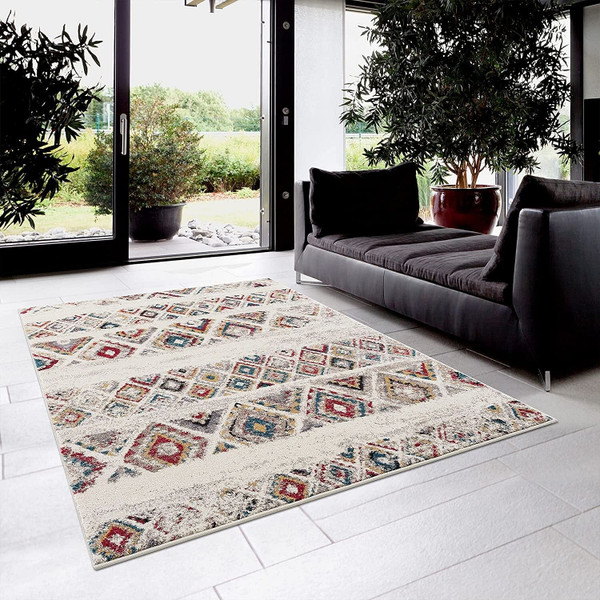 4' X 6' Cream Southwestern Area Rug N270-390379
