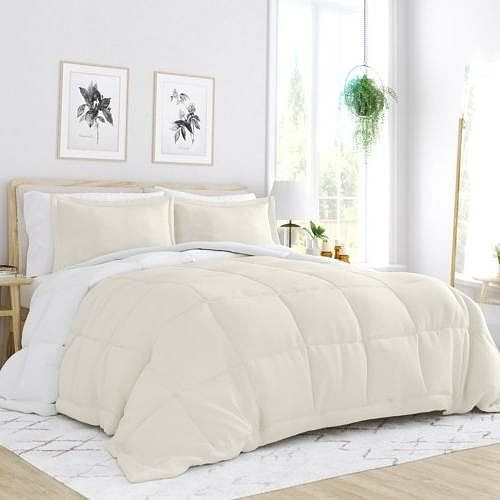Twin/Twin XL 2-Piece Microfiber Reversible Comforter Set in White and Cream Q280-WHTE1482