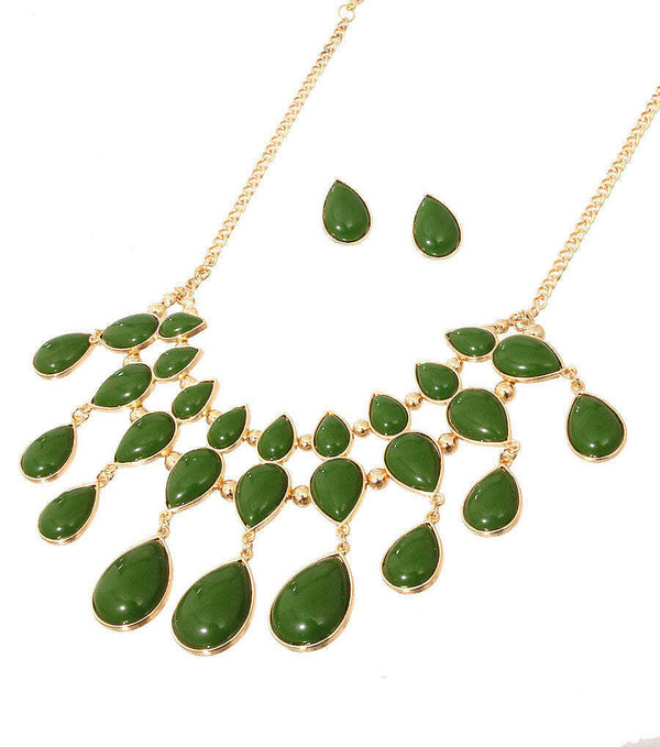 Green Beads Necklace Set T226-9485813023039