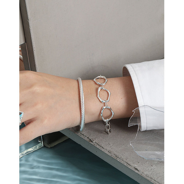 Minimalist Twisted 925 Sterling Silver Open Bangle R866-HFH_645484493351
