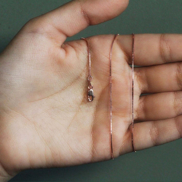 Size: 16'' - 14k Rose Gold Classic Box Chain (0.73 mm) P150-57396-16