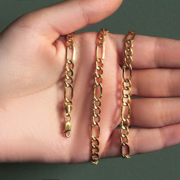 Size: 18'' - 10k Yellow Gold Lite Figaro Chain (5.60 mm) P150-96437-18