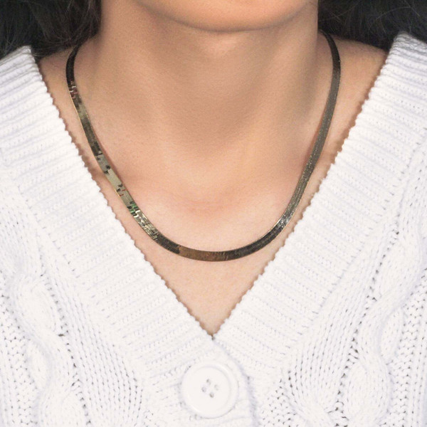 Size: 16'' - 14k Yellow Gold Super Flex Herringbone Chain (4.60 mm) P150-86083-16