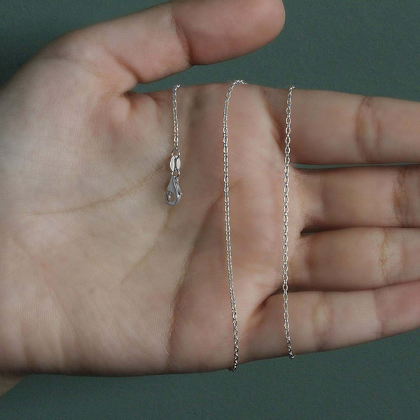 Size: 16'' - 18k White Gold Round Cable Chain (1.50 mm) P150-03178-16