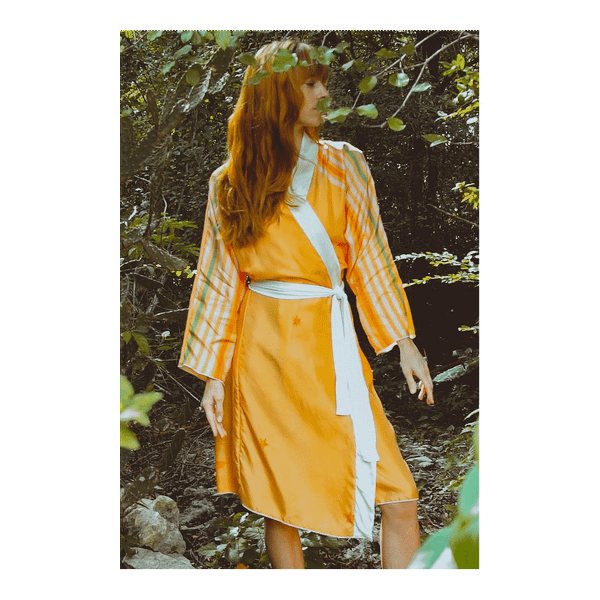 The Royal Robe in Yucatan Rainbow T575-S0671370933