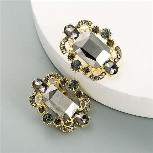 Rhinestone and Glass Gems Hollow Floral Design Square Women Costume Earrings - Black A392-fear6379