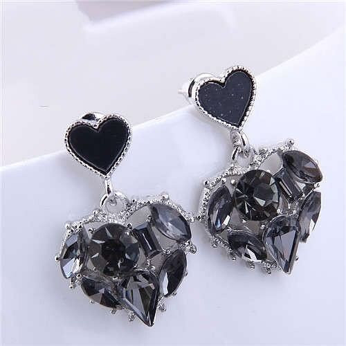 Bling Rhinestone Inlaid Hollow-out Heart Pendant Korean Fashion Women Dangle Wholesale Earrings - B A392-fear7258