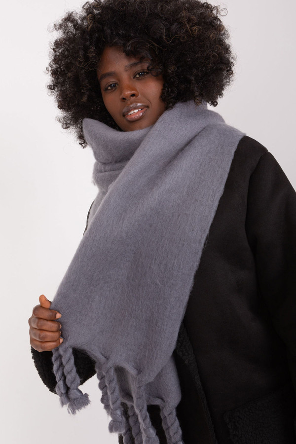 grey - Shawl model 190582 AT U704-190582