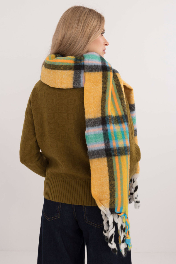 yellow - Shawl model 202584 AT U704-202584