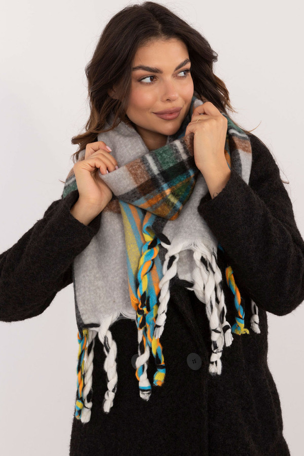 grey - Shawl model 202583 AT U704-202583