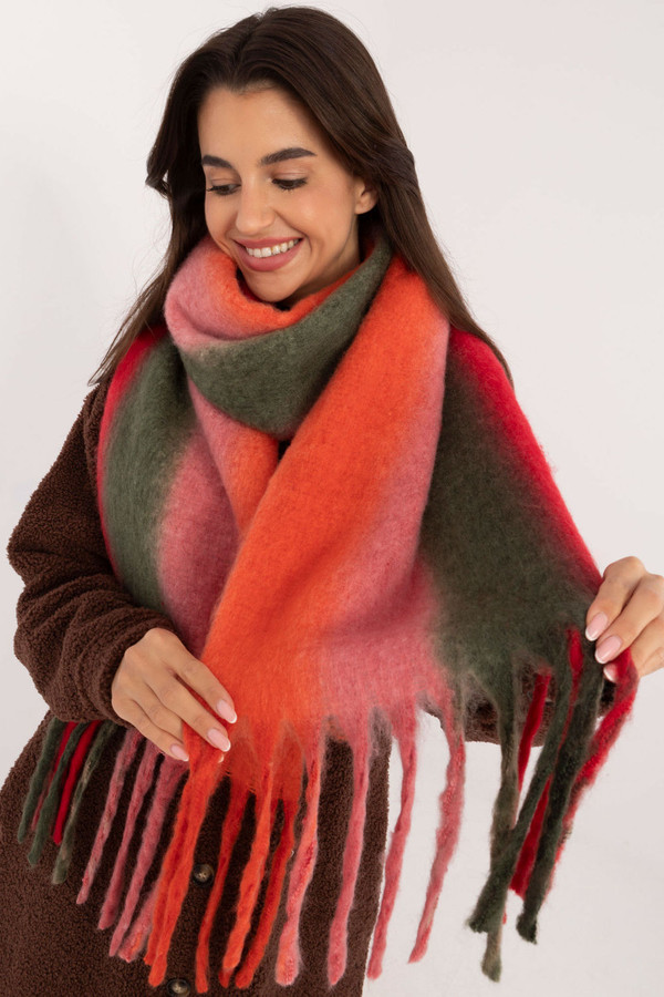 red - Shawl model 203183 AT U704-203183