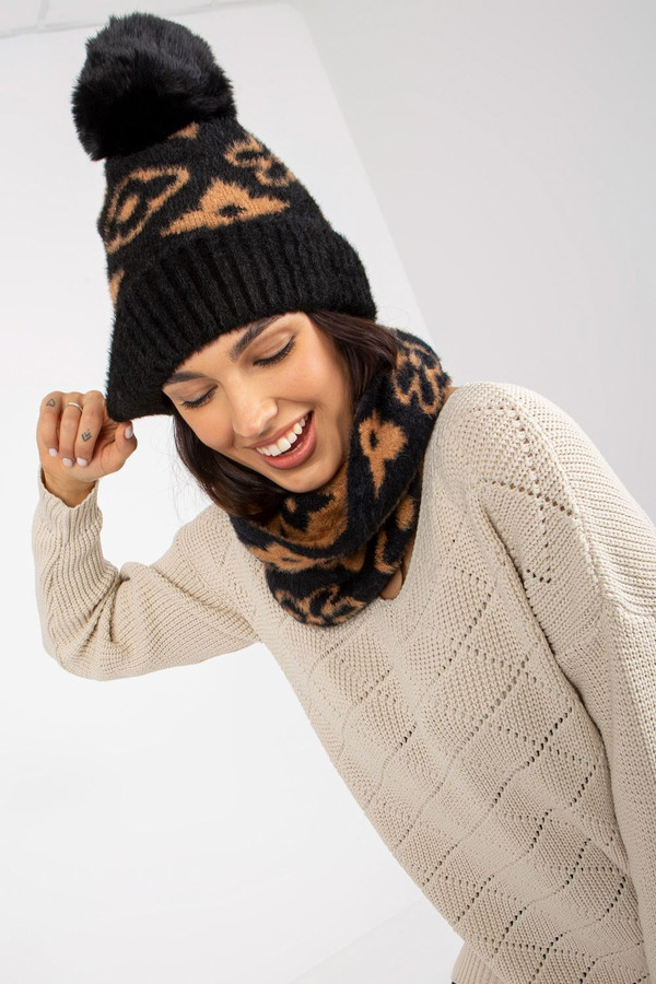 black - Cap model 185915 AT U704-185915
