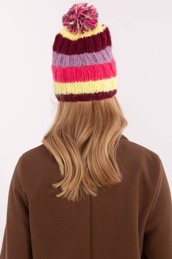 red - Cap model 208412 AT U704-208412
