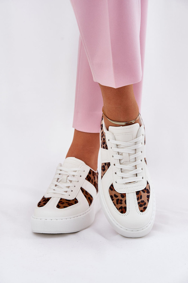 white - Sport Shoes model 211002 Step in style U704-211002