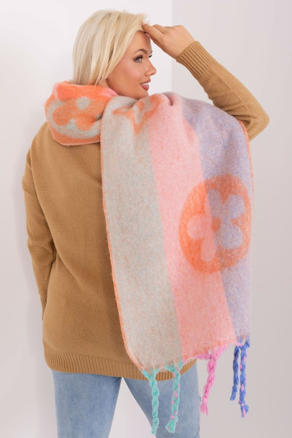 orange - Shawl model 190544 AT U704-190544