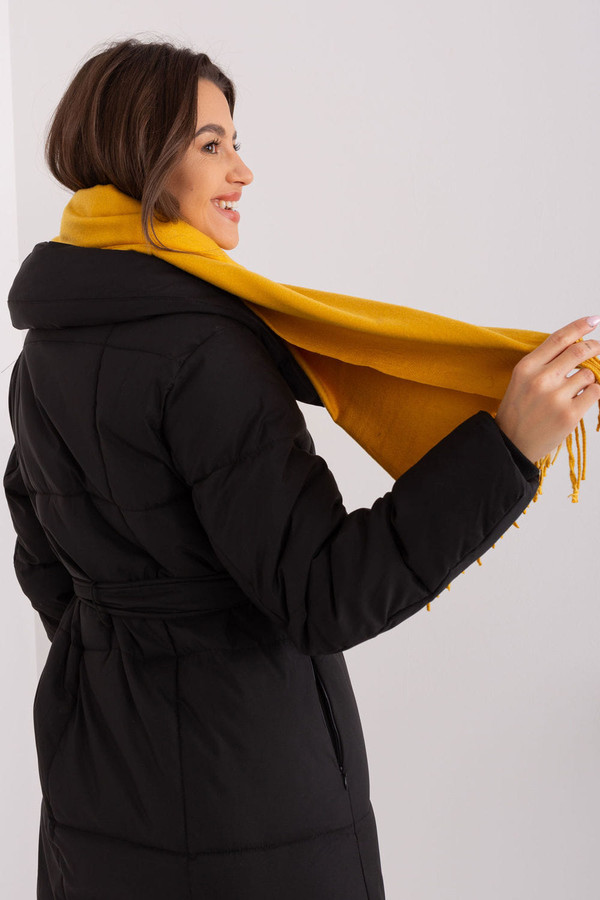 yellow - Shawl model 187614 AT U704-187614