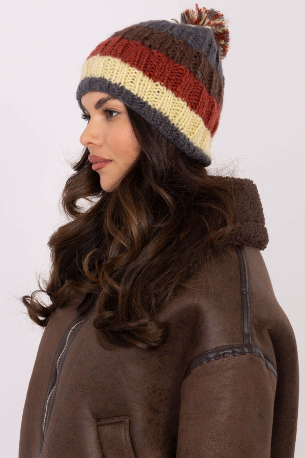 yellow - Cap model 203835 AT U704-203835