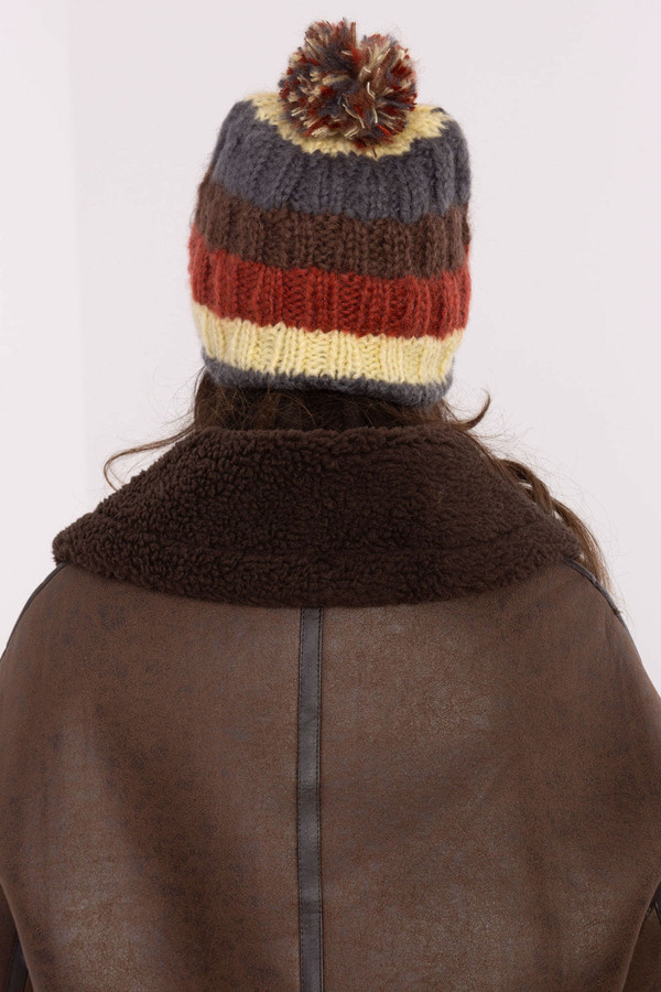 yellow - Cap model 203835 AT U704-203835