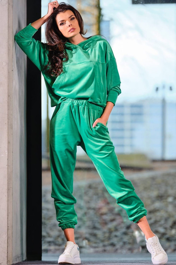 green - Sweatshirt model 155465 awama U704-155465