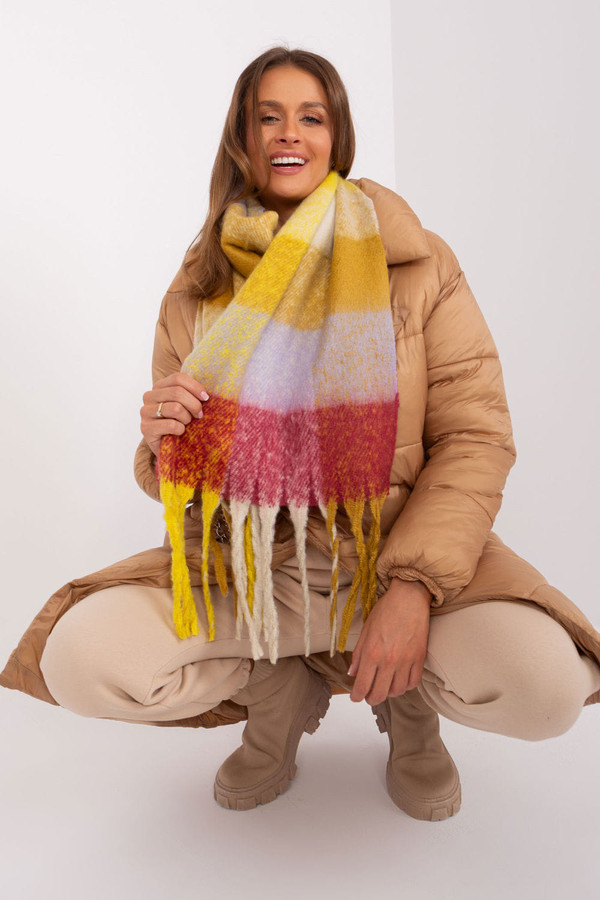 yellow - Shawl model 191730 AT U704-191730