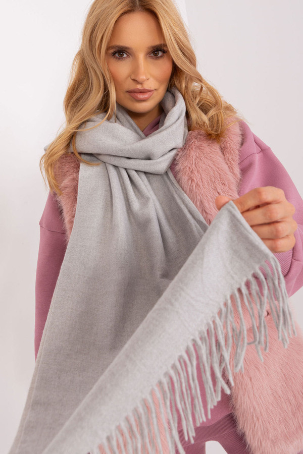grey - Shawl model 187613 AT U704-187613