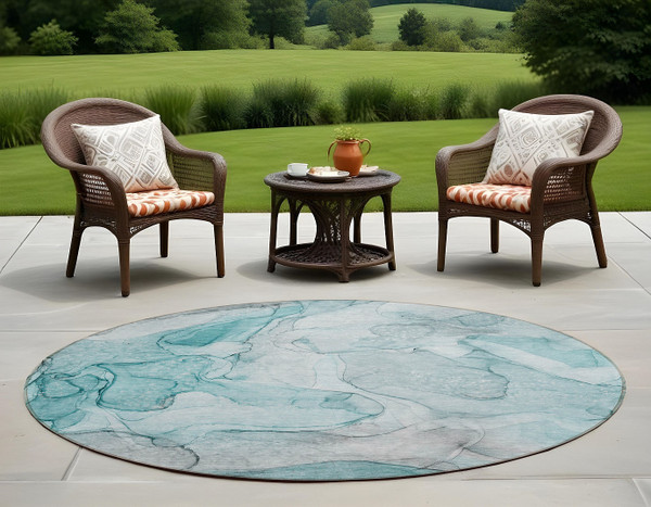 8' Round Gray and Ivory Round Abstract Washable Non Skid Indoor Outdoor Area Rug N270-559970