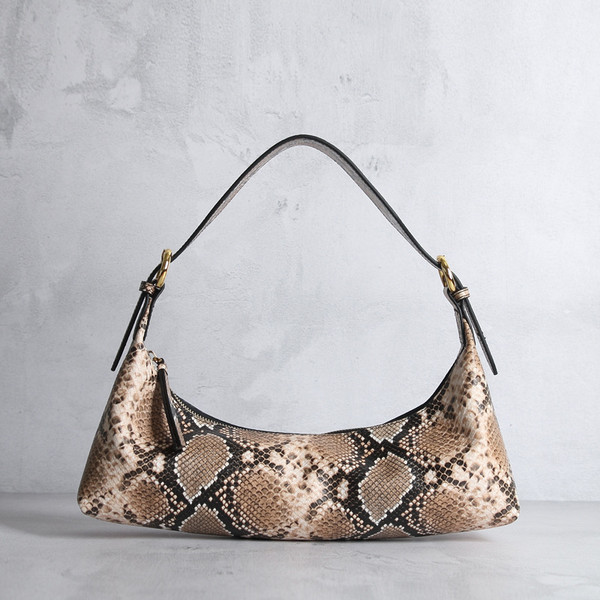 Color: Serpentine - Vintage one-shoulder crescent baguette Q119-CJBHNSNS20779-Serpentine
