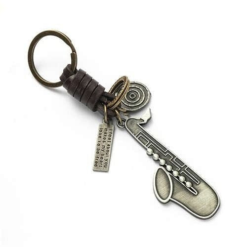 Vintage Saxophone Pendant Key Chain/ Key Accessories A392-fakc0237