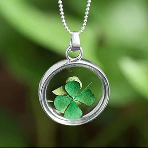 Lucky U Green Clover Leaf Glass Necklace K290-16662320901