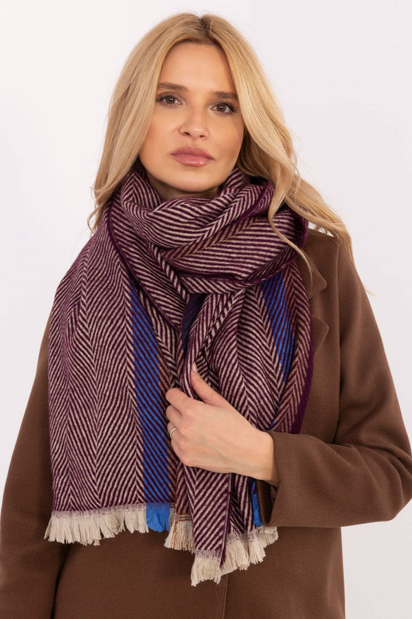 red - Shawl model 206037 AT U704-206037
