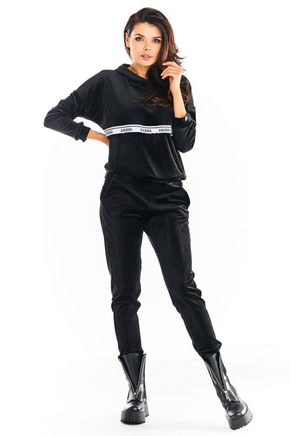 black - Tracksuit trousers model 149784 awama U704-149784