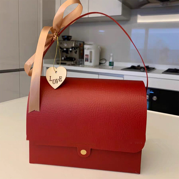 Color: Red, Size: Large - Wedding Bridesmaid and Bridesmaid Hand Gift Box Candy Box Carton Packaging Q119-CJBHNSNS31333-Red-Large