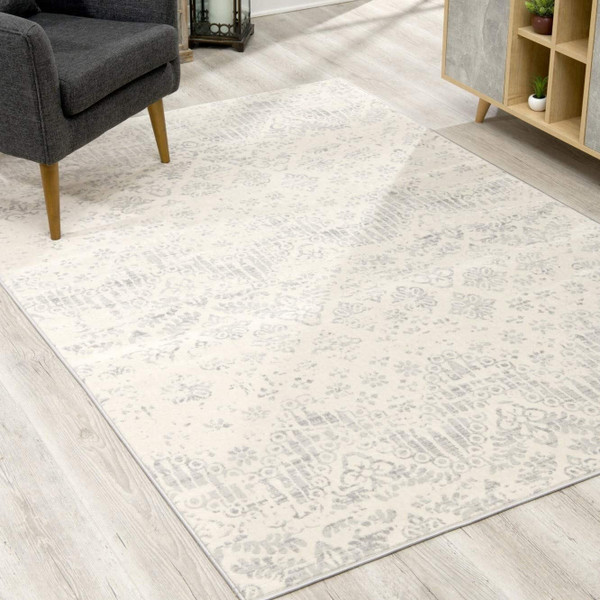 8' X 11' Ivory Distressed Ikat Pattern Area Rug N270-390224