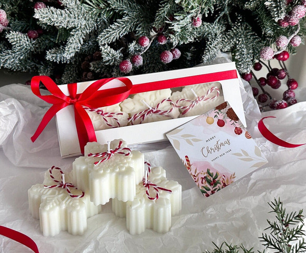 Hygge Christmas gift box candle coworker Scandinavian cottagecore decor Husband Mom Father Wife sis H652-1033