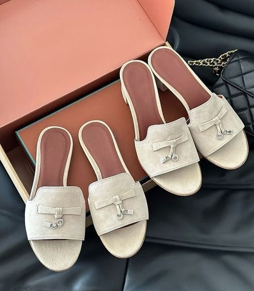 Color: Black flat bottom - Size: US4 - Designer sandals, women's sandals, slippers, women's summer  Y829-1467569040054407233