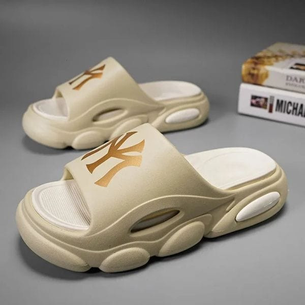Color: maize - Size: EUR 40 - Warrior Slippers Men Lightweight Highquality Cloud EVA Nonslip Soft B Y829-1256649601769349256