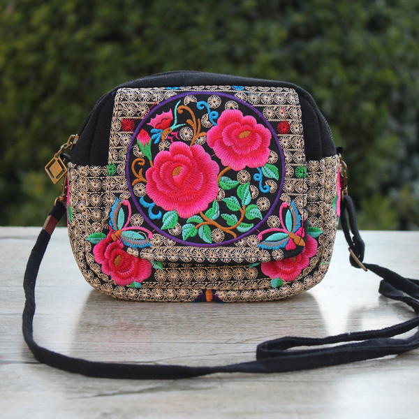 Color: Yizhimei - Ethnic Style Embroidered Bag Fashion Embroidered Canvas Q119-CJBHNSNS31116-Yizhimei