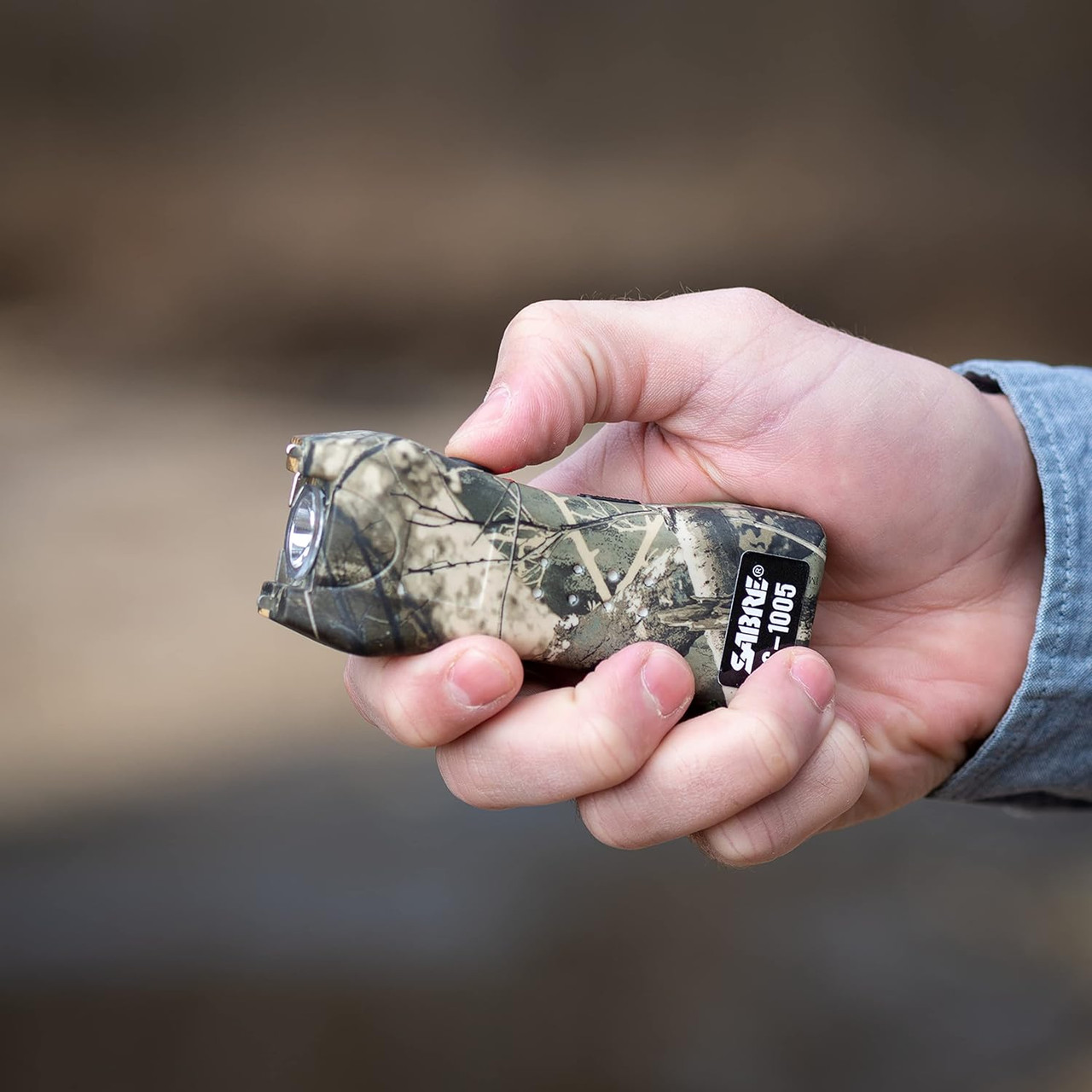 Sabre S-1005-CM 1.600 UC Mini Stun Gun, Flashlight w/ Holster Realtree Camo