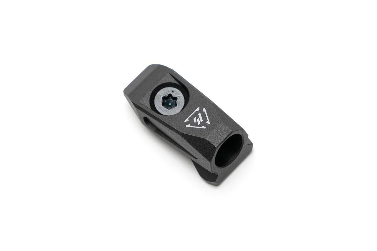 Strike Industries SI-LINK-AQD-BK LINK Angled QD Mount in Black, close-up view showing the mount's compact design with a black finish and mounting screw.