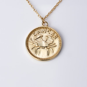 18kt Gold Plated Astrology Necklace with Zodiac Pendant of Cancer